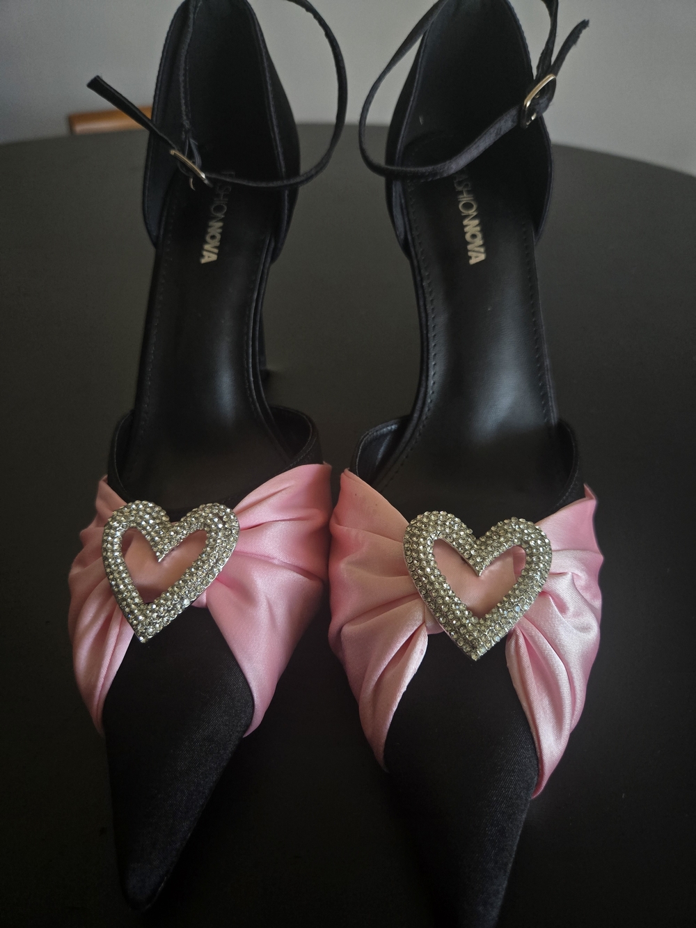 Fashion Nova Pink Black Satin Heart Heels 10
